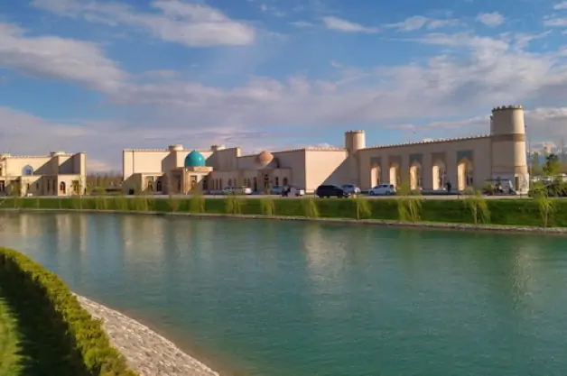  Ethnographic Park ‘Eternal City’ Samarkand: Showcasing Over 100 Cultural Exhibits and Traditional Crafts